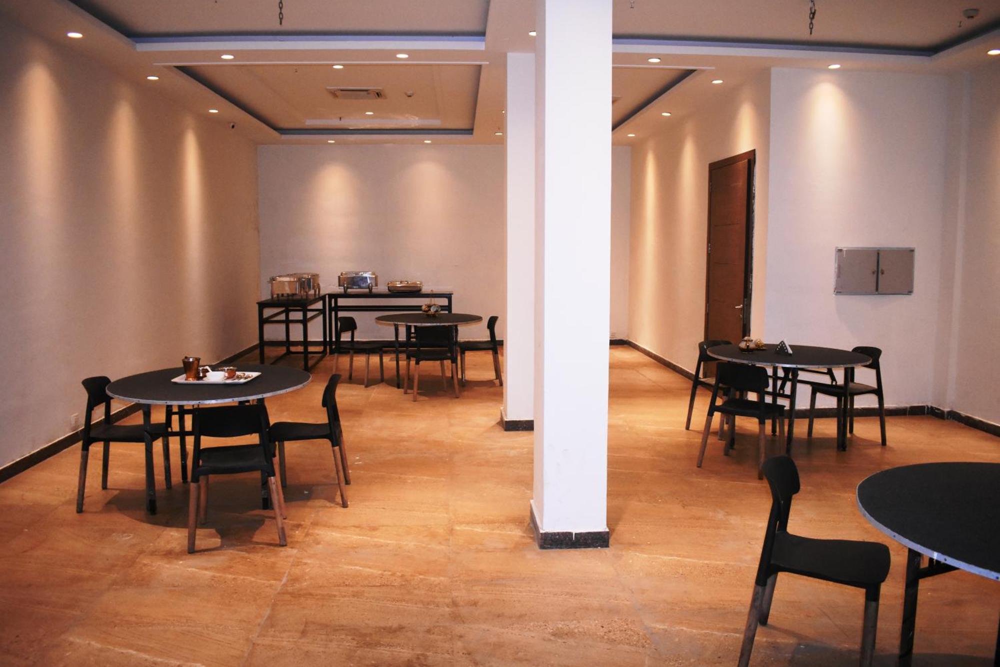 Lemonwood Suites By F9 Hotels - Trivoli Garden Chhatarpur ニューデリー エクステリア 写真